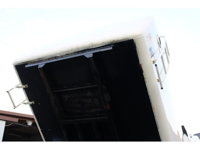 日野デュトロパッカー車（塵芥車）小型（2t・3t）[写真20]