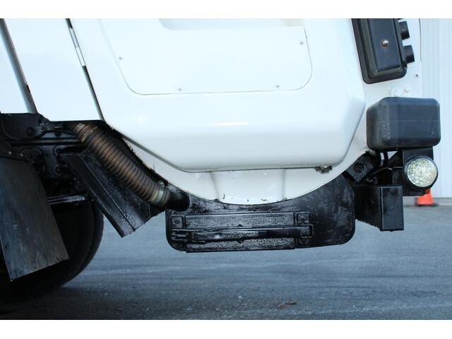 日野デュトロパッカー車（塵芥車）小型（2t・3t）[写真25]