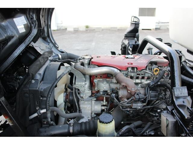 日野デュトロパッカー車（塵芥車）小型（2t・3t）[写真09]