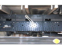 いすゞエルフ平ボディ小型（2t・3t）[写真20]