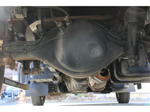 いすゞエルフ平ボディ小型（2t・3t）[写真21]