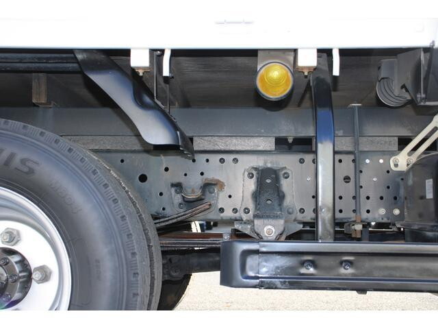 いすゞエルフ平ボディ小型（2t・3t）[写真23]