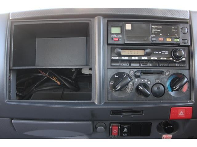 いすゞエルフ平ボディ小型（2t・3t）[写真30]