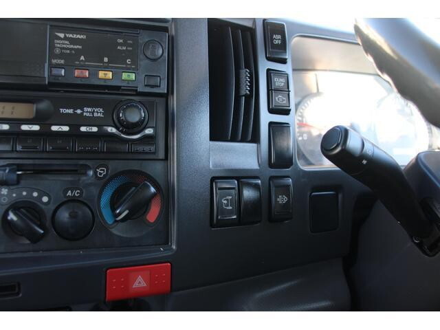 いすゞエルフ平ボディ小型（2t・3t）[写真31]