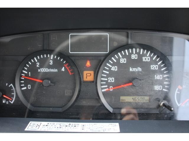 いすゞエルフ平ボディ小型（2t・3t）[写真24]