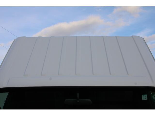 いすゞエルフ平ボディ小型（2t・3t）[写真09]