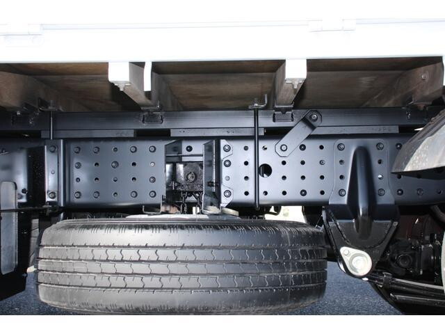 日産アトラス平ボディ小型（2t・3t）[写真12]