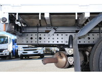 日産アトラス平ボディ小型（2t・3t）[写真14]