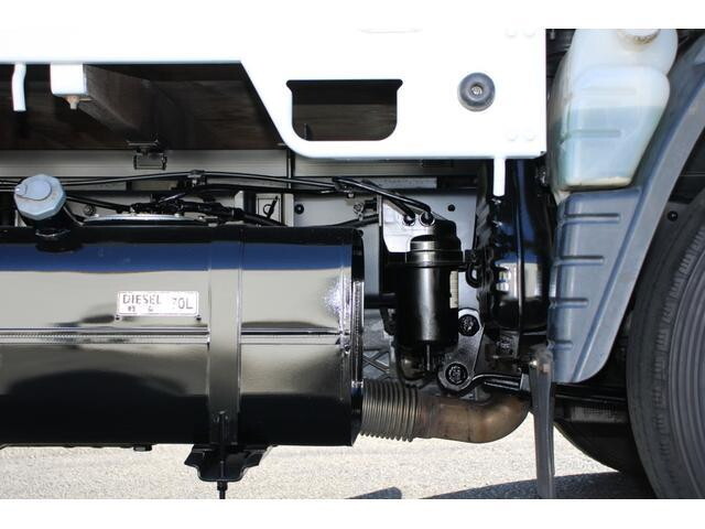 日産アトラス平ボディ小型（2t・3t）[写真14]