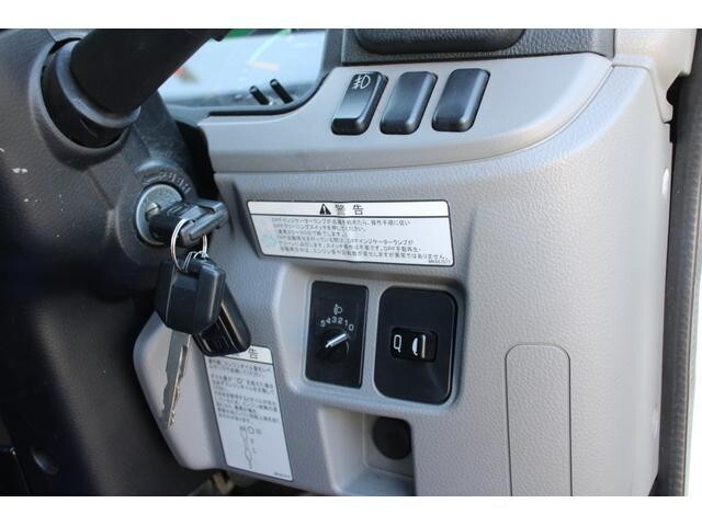 日産アトラス平ボディ小型（2t・3t）[写真29]