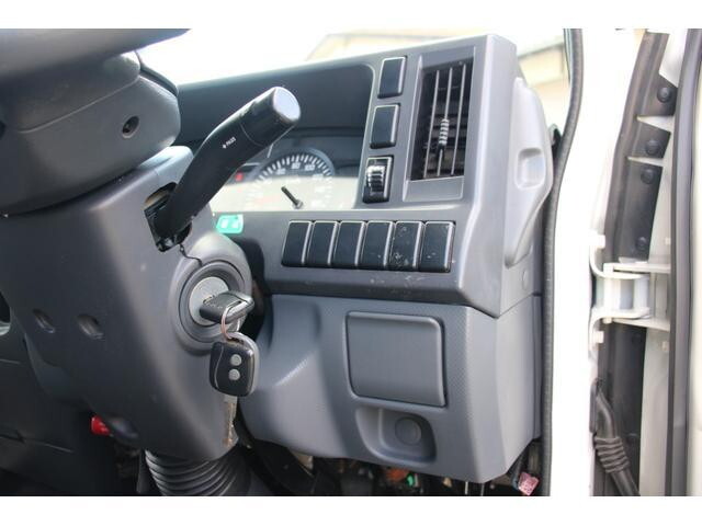 いすゞエルフダブルキャブ（Wキャブ）小型（2t・3t）[写真23]