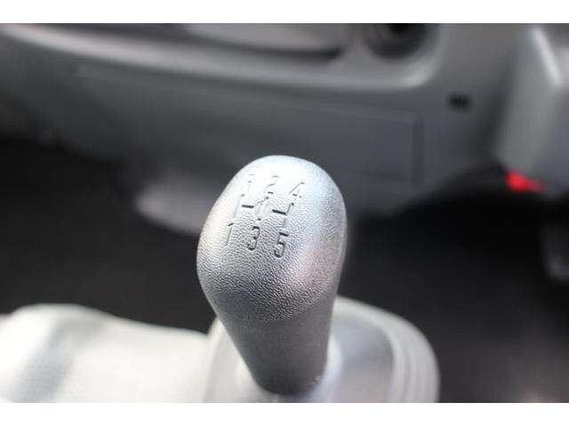 いすゞエルフダブルキャブ（Wキャブ）小型（2t・3t）[写真24]