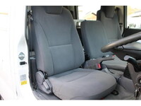 いすゞエルフダブルキャブ（Wキャブ）小型（2t・3t）[写真26]