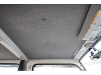 いすゞエルフダブルキャブ（Wキャブ）小型（2t・3t）[写真28]