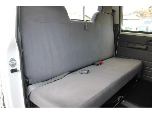 いすゞエルフダブルキャブ（Wキャブ）小型（2t・3t）[写真34]