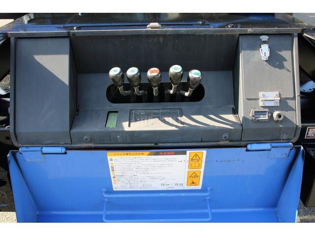 日野デュトロ高所作業車小型（2t・3t）[写真18]