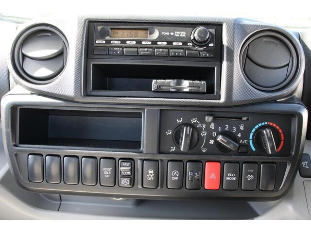 日野デュトロ高所作業車小型（2t・3t）[写真32]