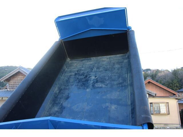 日野レンジャー深ダンプ（土砂禁ダンプ）中型（4t）[写真12]