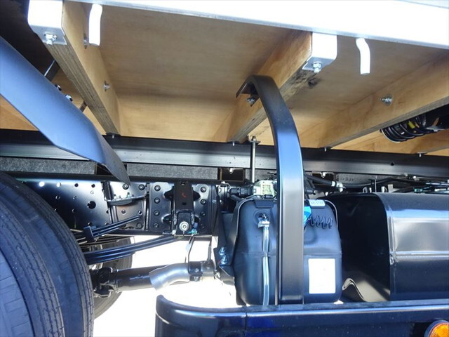 三菱ふそうキャンタークレーン4段小型（2t・3t）[写真11]