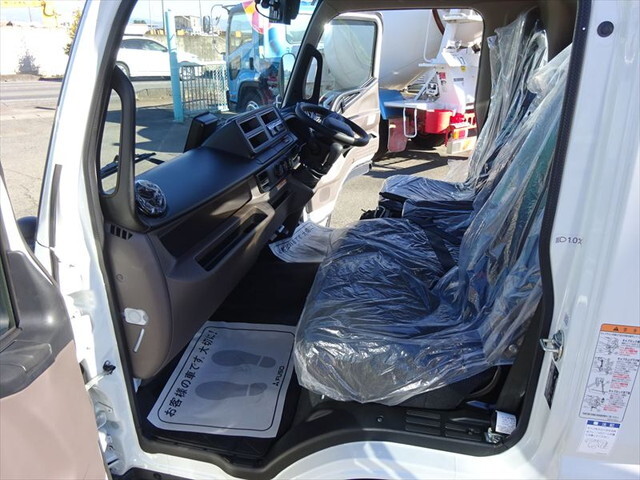 三菱ふそうキャンタークレーン4段小型（2t・3t）[写真24]