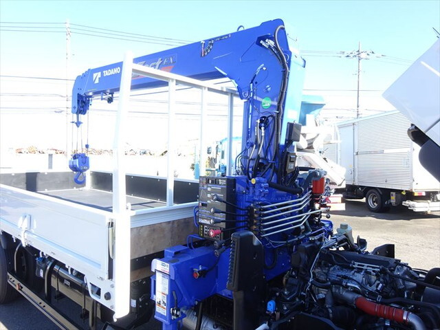 三菱ふそうキャンタークレーン4段小型（2t・3t）[写真31]