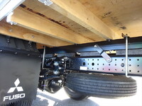 三菱ふそうキャンタークレーン4段小型（2t・3t）[写真09]