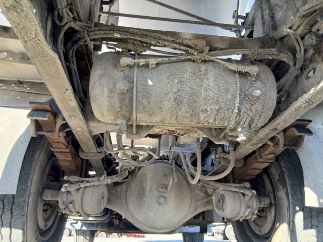 いすゞフォワードミキサー車（コンクリートミキサー）増トン（6t・8t）[写真11]