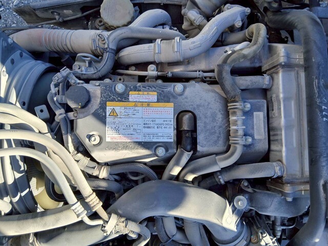 いすゞフォワードミキサー車（コンクリートミキサー）増トン（6t・8t）[写真23]