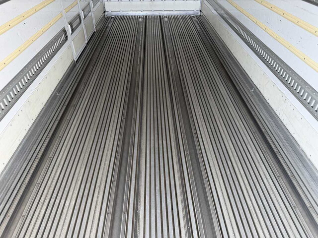 三菱ふそうファイター冷凍車（冷蔵車）増トン（6t・8t）[写真12]