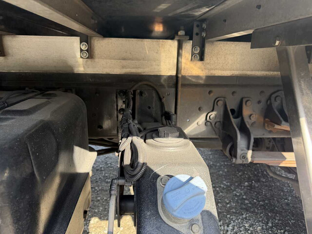 三菱ふそうファイター冷凍車（冷蔵車）増トン（6t・8t）[写真28]