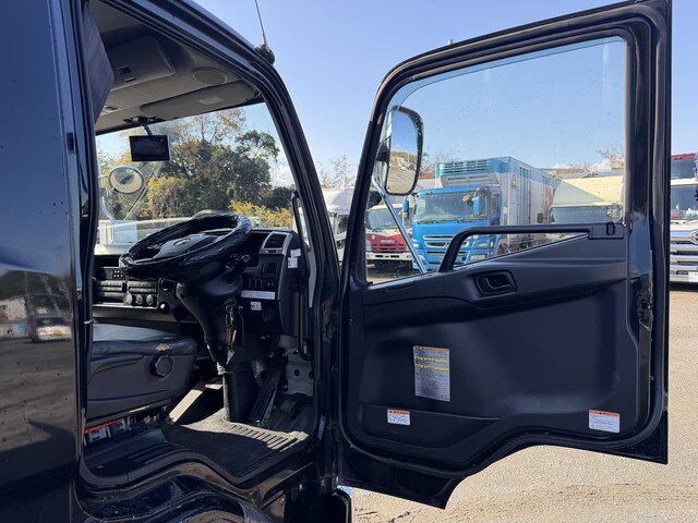 三菱ふそうファイター冷凍車（冷蔵車）増トン（6t・8t）[写真37]