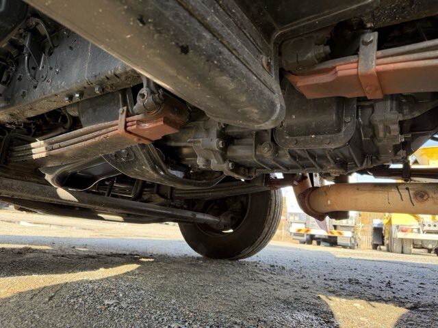 日野プロフィアアルミブロック大型（10t）[写真30]