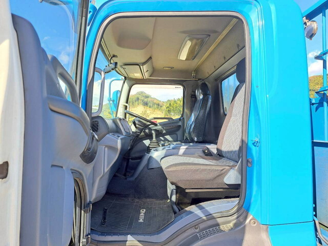 日野レンジャー平ボディ増トン（6t・8t）[写真21]