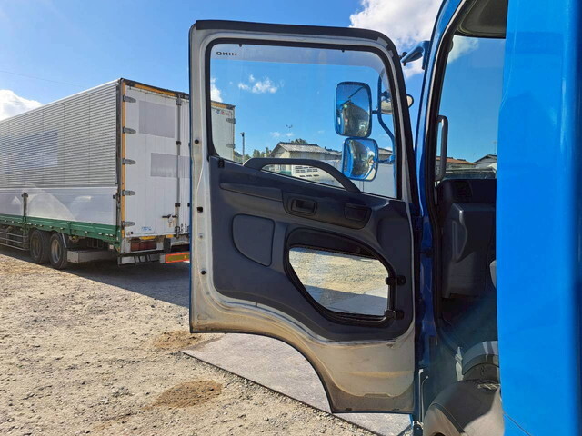 日野レンジャー平ボディ増トン（6t・8t）[写真22]