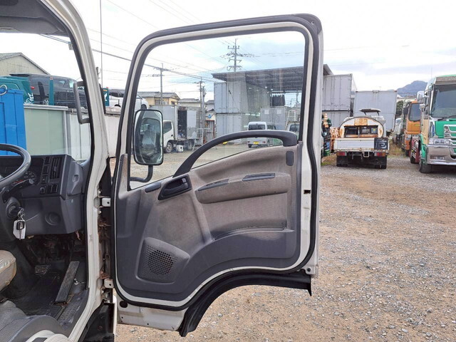 いすゞエルフアルミブロック小型（2t・3t）[写真21]