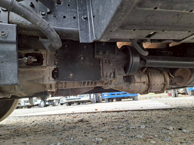 いすゞエルフアルミブロック小型（2t・3t）[写真25]