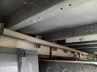 いすゞフォワードアルミウイング中型（4t）[写真11]