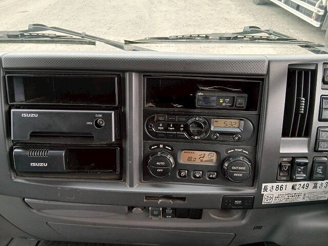 いすゞフォワードアルミウイング中型（4t）[写真27]