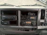 いすゞフォワードアルミウイング中型（4t）[写真28]