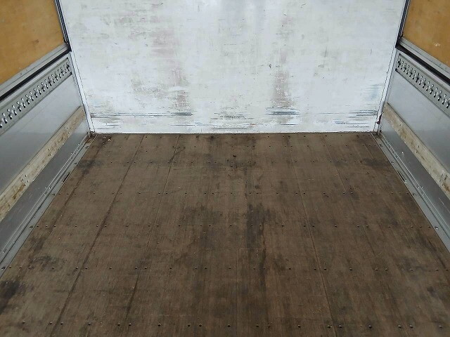 いすゞフォワードアルミウイング中型（4t）[写真35]