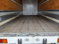 いすゞフォワードアルミウイング中型（4t）[写真38]