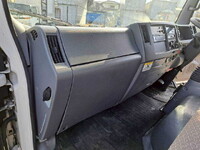 いすゞエルフ冷凍車（冷蔵車）小型（2t・3t）[写真20]