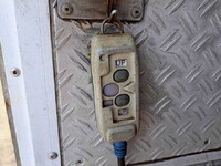 いすゞエルフ冷凍車（冷蔵車）小型（2t・3t）[写真26]