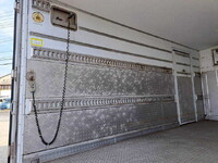 いすゞエルフ冷凍車（冷蔵車）小型（2t・3t）[写真27]