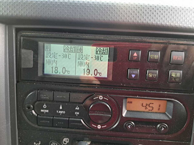 いすゞエルフ冷凍車（冷蔵車）小型（2t・3t）[写真09]