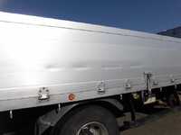 三菱ふそうファイターアルミブロック中型（4t）[写真26]