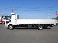 三菱ふそうファイターアルミブロック中型（4t）[写真06]