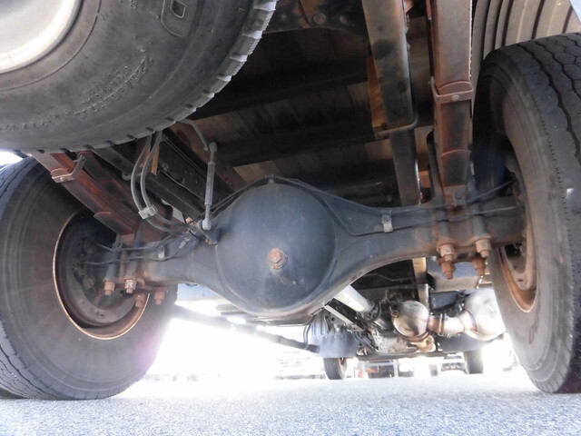 三菱ふそうファイターアルミブロック中型（4t）[写真09]