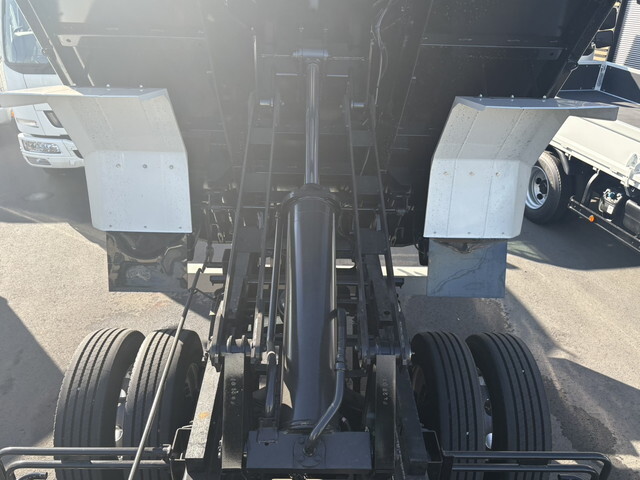 日野レンジャーダンプ増トン（6t・8t）[写真15]