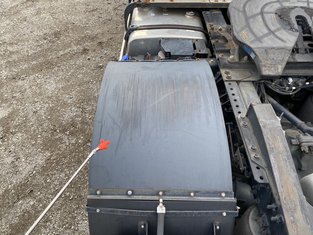 日野プロフィアトレーラーヘッド（トラクターヘッド）大型（10t）[写真37]